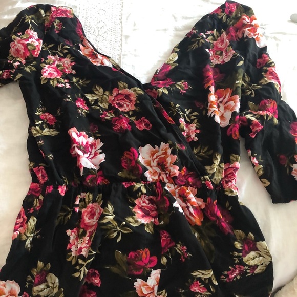 Romper - Picture 1 of 1